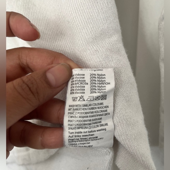 White long sleeve button-down sweater - Picture 5 of 6